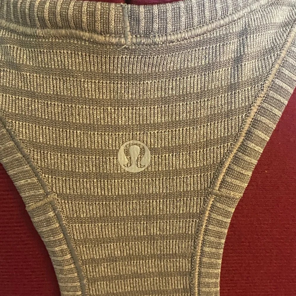 Lululemon Gray Breathable Longline High Neck Racerback Workout Tank - Picture 8 of 8